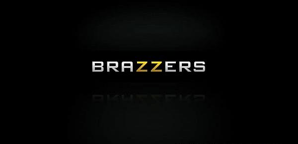  Brazzers - Real Wife Stories - (Alexis Fawx, Danny D) - Odd Jobs - Trailer preview